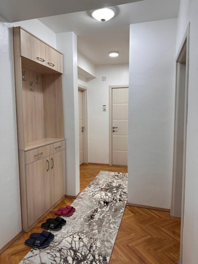 Viktor Apartment كومانوفو المظهر الخارجي الصورة