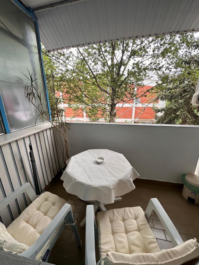 Viktor Apartment كومانوفو المظهر الخارجي الصورة