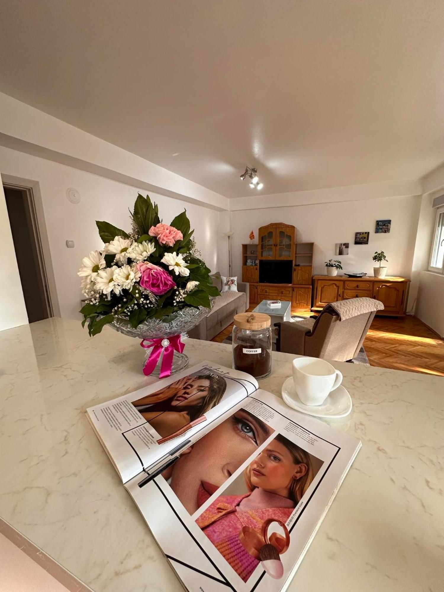 Viktor Apartment كومانوفو المظهر الخارجي الصورة