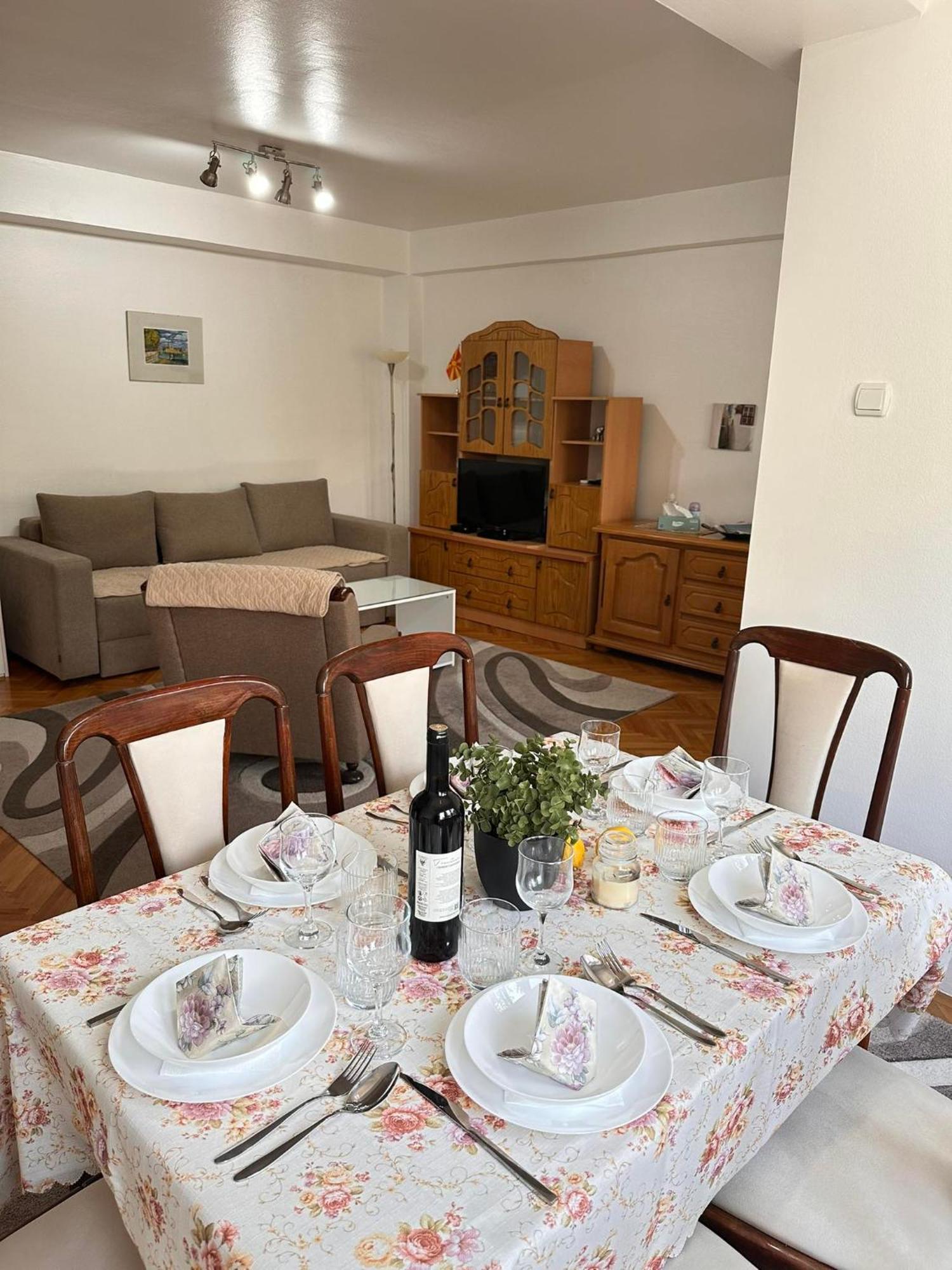 Viktor Apartment كومانوفو المظهر الخارجي الصورة