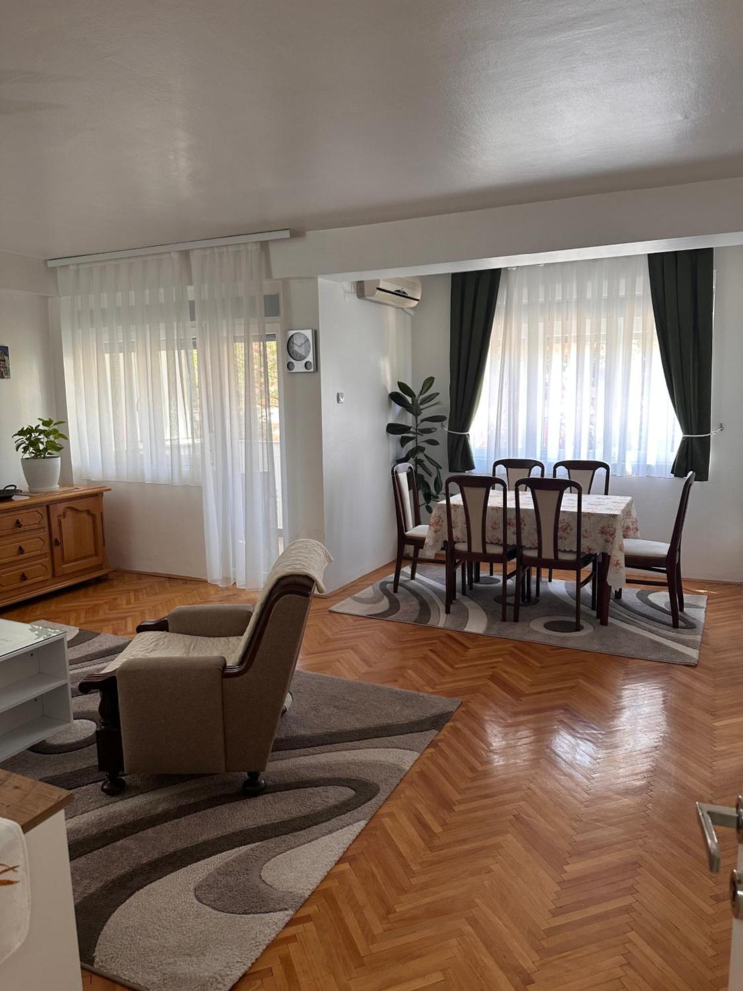 Viktor Apartment كومانوفو المظهر الخارجي الصورة