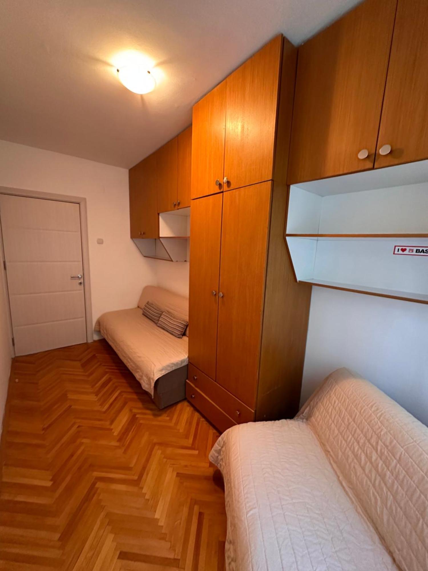Viktor Apartment كومانوفو المظهر الخارجي الصورة